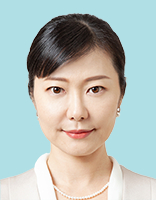 加藤鮎子 議員の顔写真