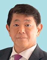 手塚仁雄 議員の顔写真